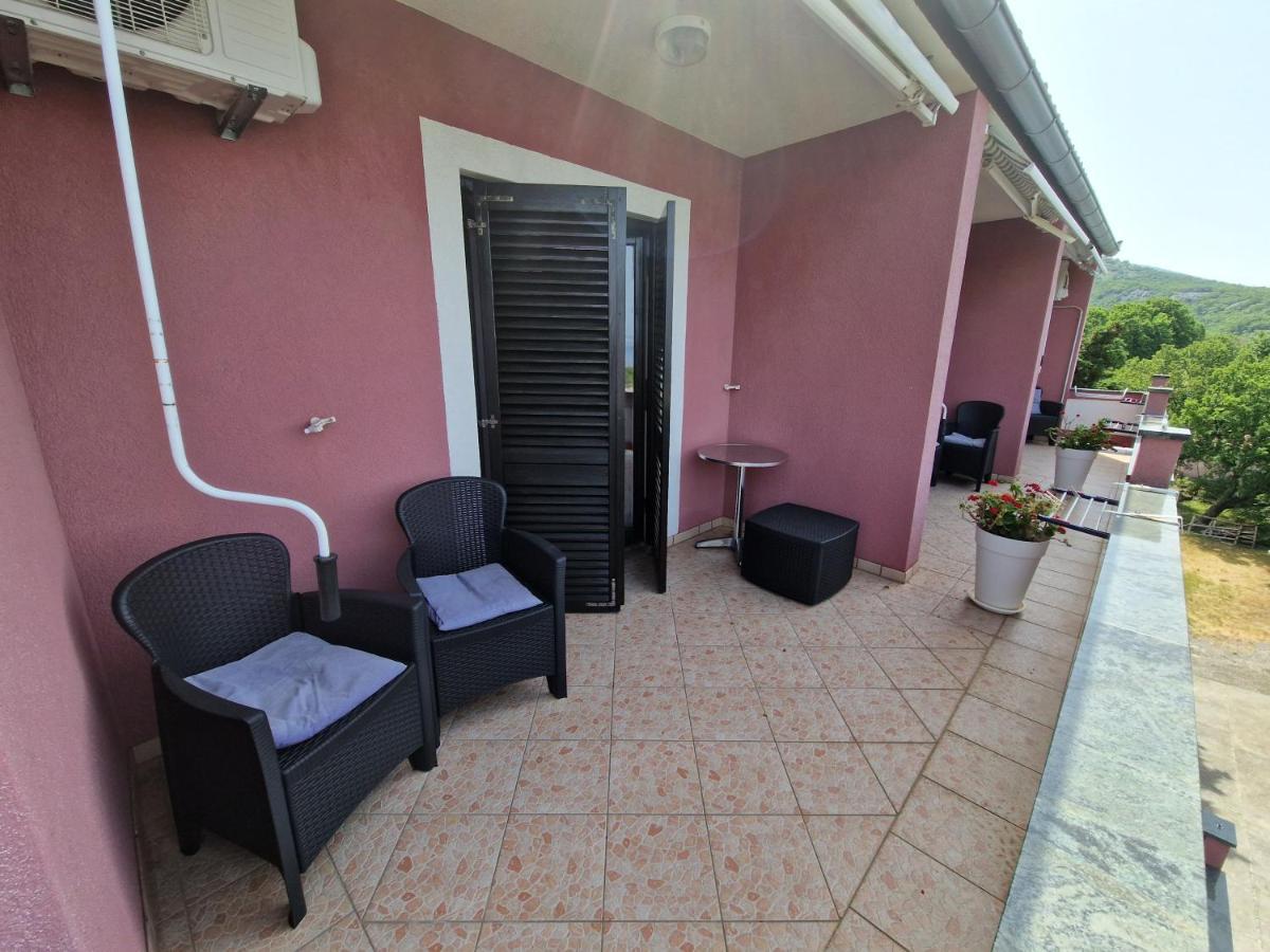 Rooms Anita Sibinj Sibinj Krmpotski Ngoại thất bức ảnh