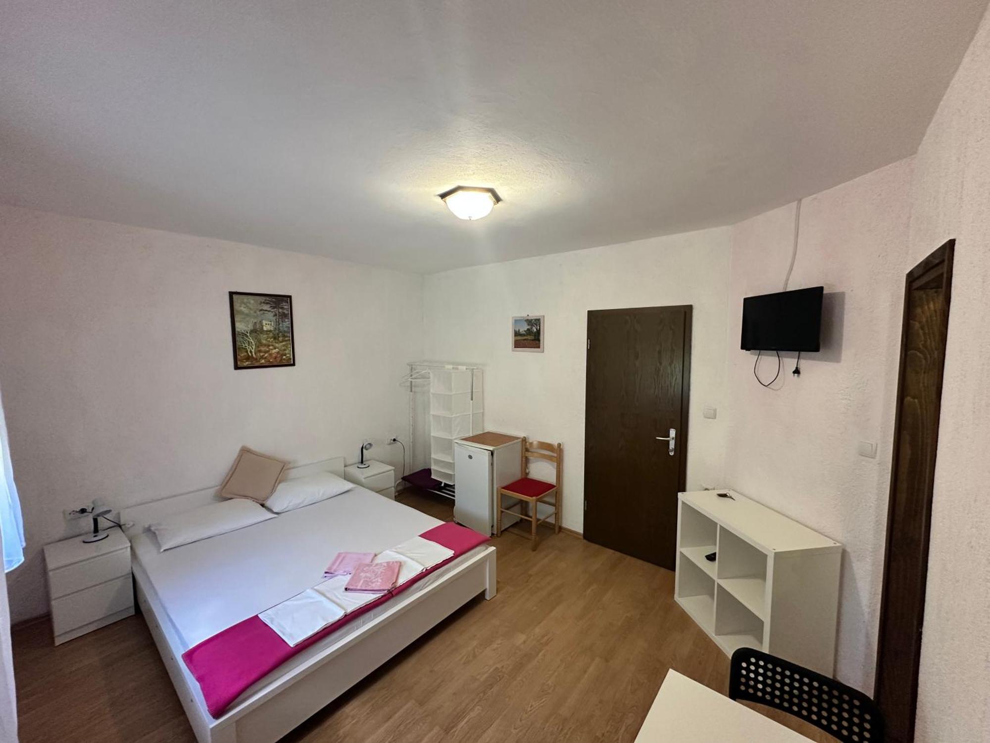 Rooms Anita Sibinj Sibinj Krmpotski Ngoại thất bức ảnh